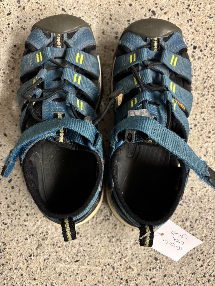Keen Scarpe per ragazzi: KEEN Sandalen Kinder blau, Grösse 29 – Usato da Büren an der Aare venduto da Nikito2001 2