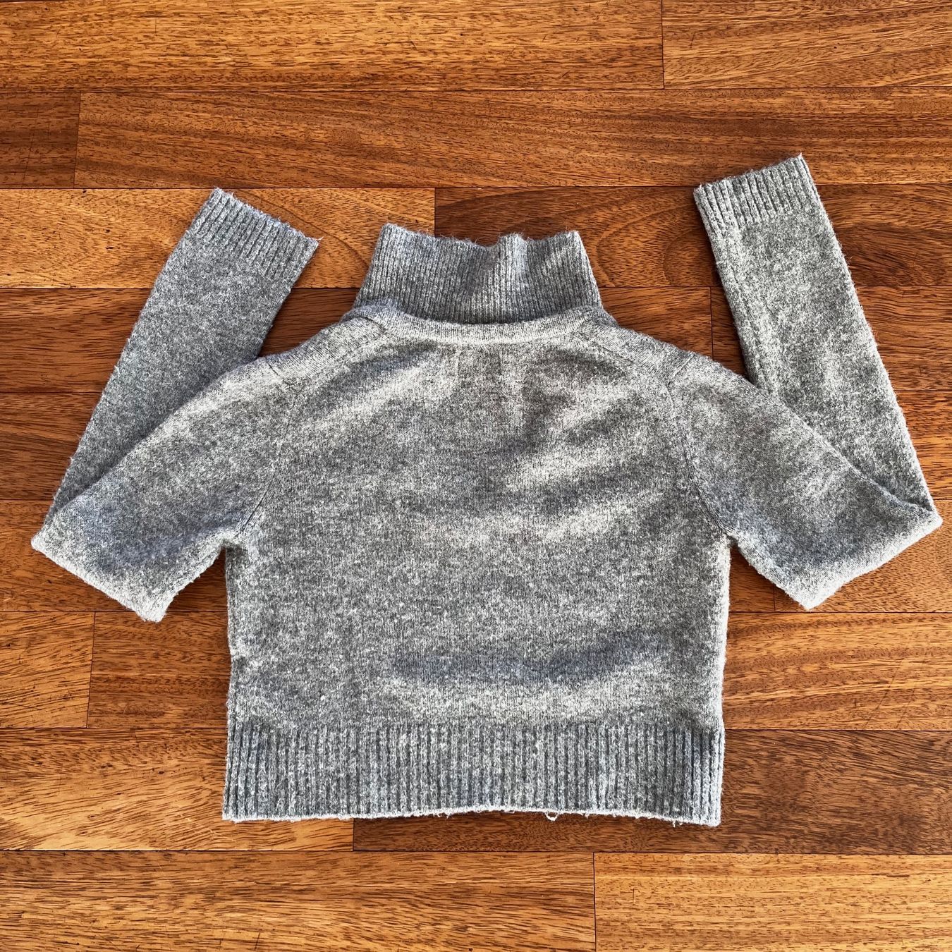 Bershka Pullover & Sweatshirts: Cozy Bershka Jumper – Neu (gemäss Beschreibung) aus Zürich von irinaw 1
