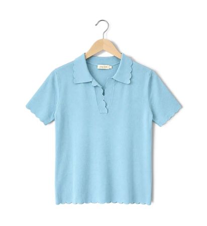 Light blue knit shirt with wavy edges (Pauline)