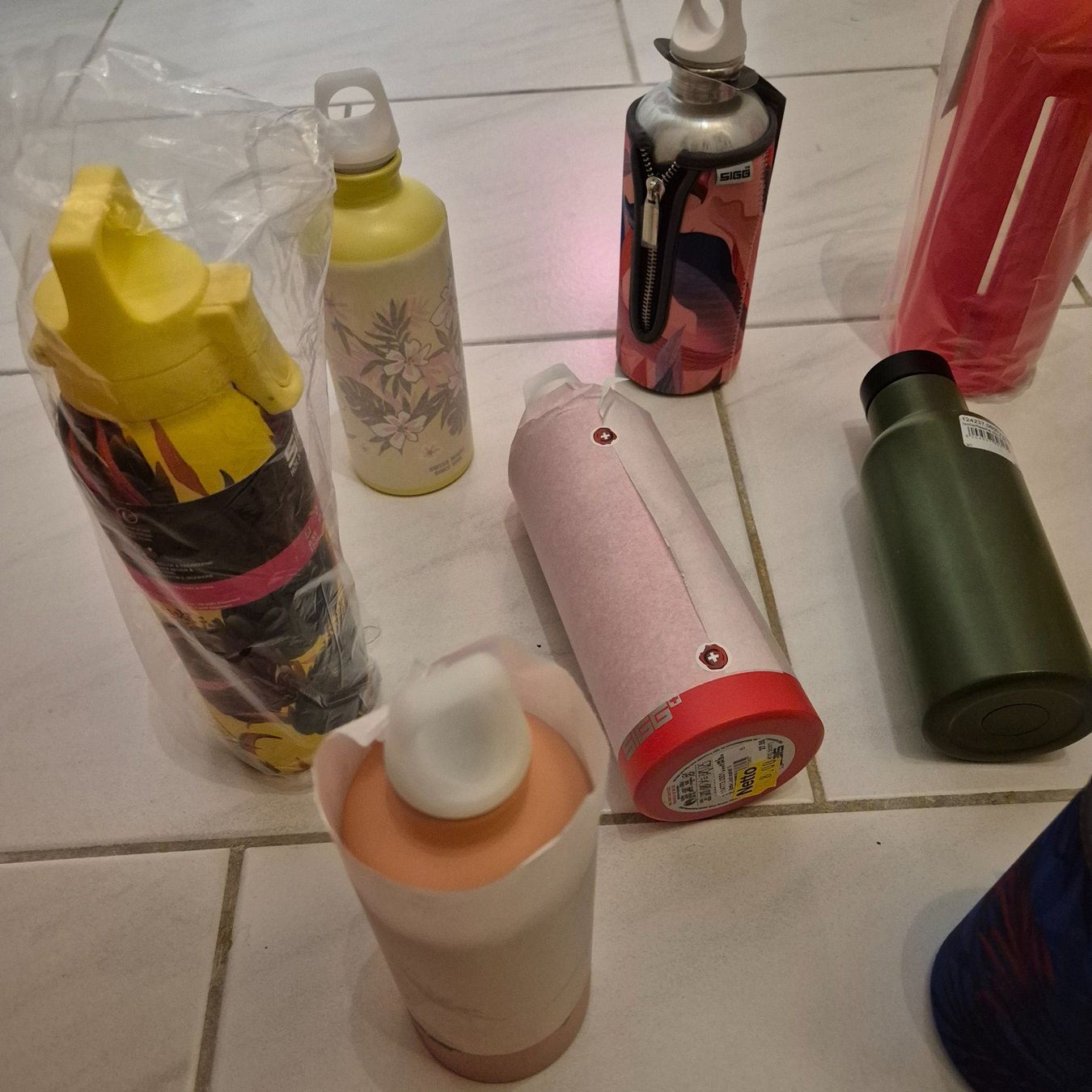 Sigg Borracce & Thermos: SIGG Bottle Getränkeflaschenset – Nuovo e nell'imballaggio originale da Arni AG venduto da kurtrmeier 1