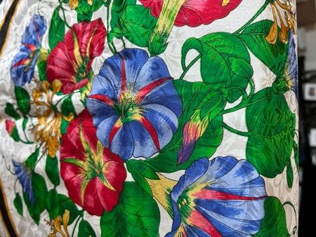 foulard de luxe Italie - pure soie avec étiquette