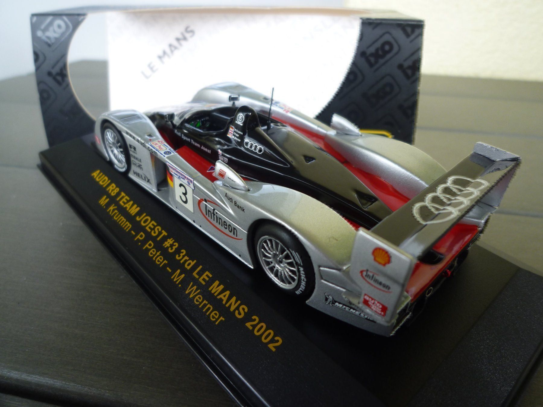 Audi Modellini d'auto: Audi R8 (Le Mans 2002) – Nuovo e nell'imballaggio originale da Flawil venduto da Imperiosud 3