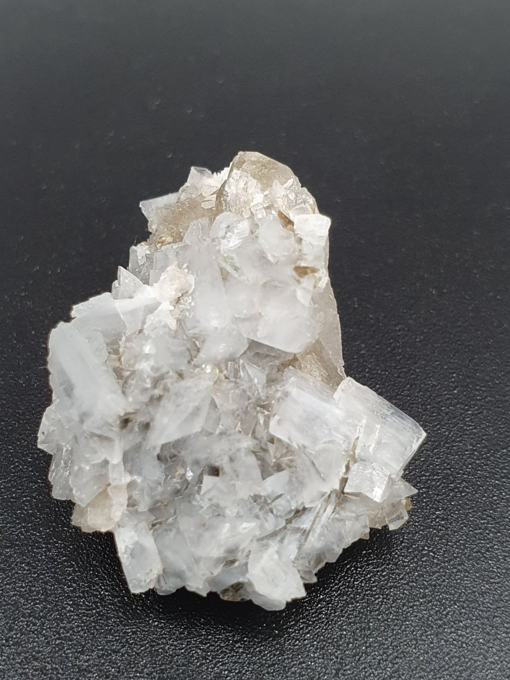 Minerali & Pietre curative: Adular mit Titanit – Nuovo (secondo la descrizione) da Holderbank SO venduto da swiss-minerals 1