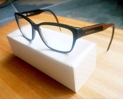 Lunettes vue monture femme Givenchy écailles reptile marron