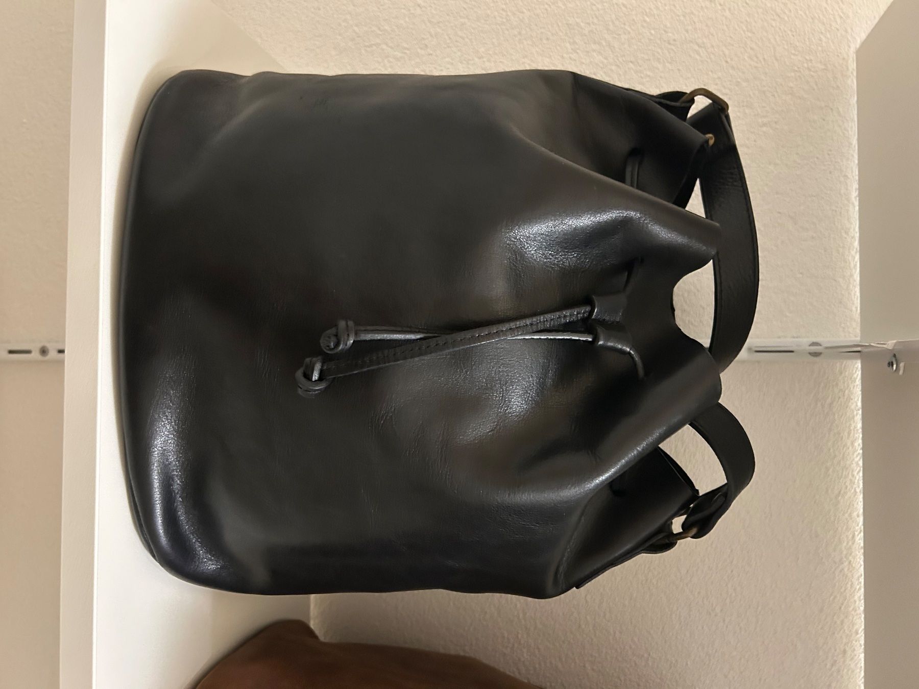 Borse da donna: Park Beuteltasche schwarz , NP 329Fr. – Nuovo (secondo la descrizione) da Diegten venduto da ste_pvd5 3