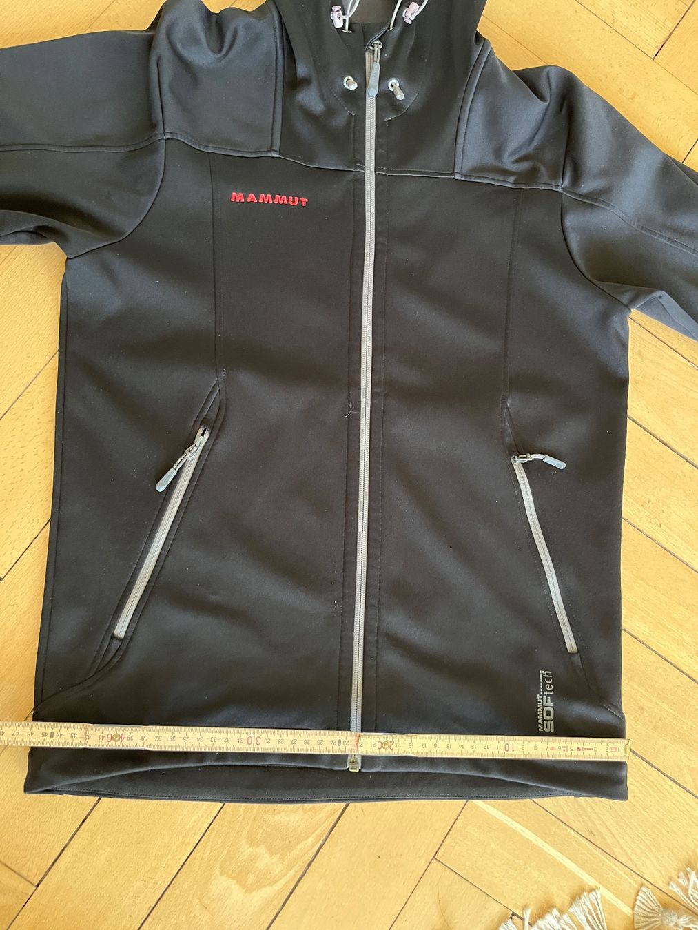 Mammut Giacche: Mammut Softshelljacke Männermodell TOP ZUSTAND schwarz – Usato da St. Gallen venduto da Monamazone 3