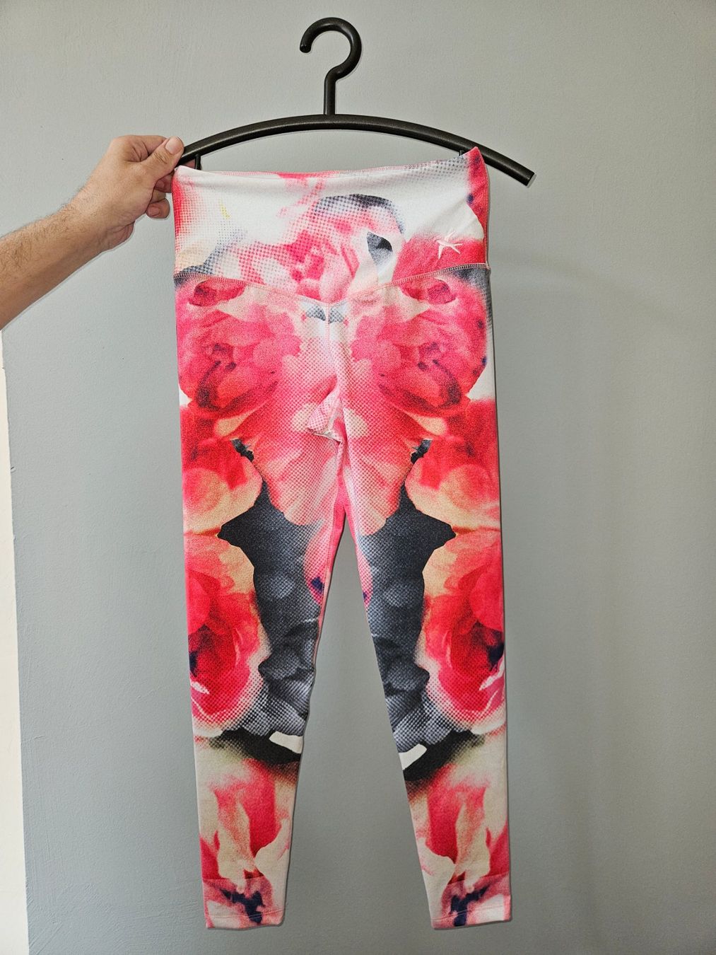 Leggings: Yogahose / Sporthose – Nuovo (secondo la descrizione) da Zürich venduto da ONVA-RE-USE