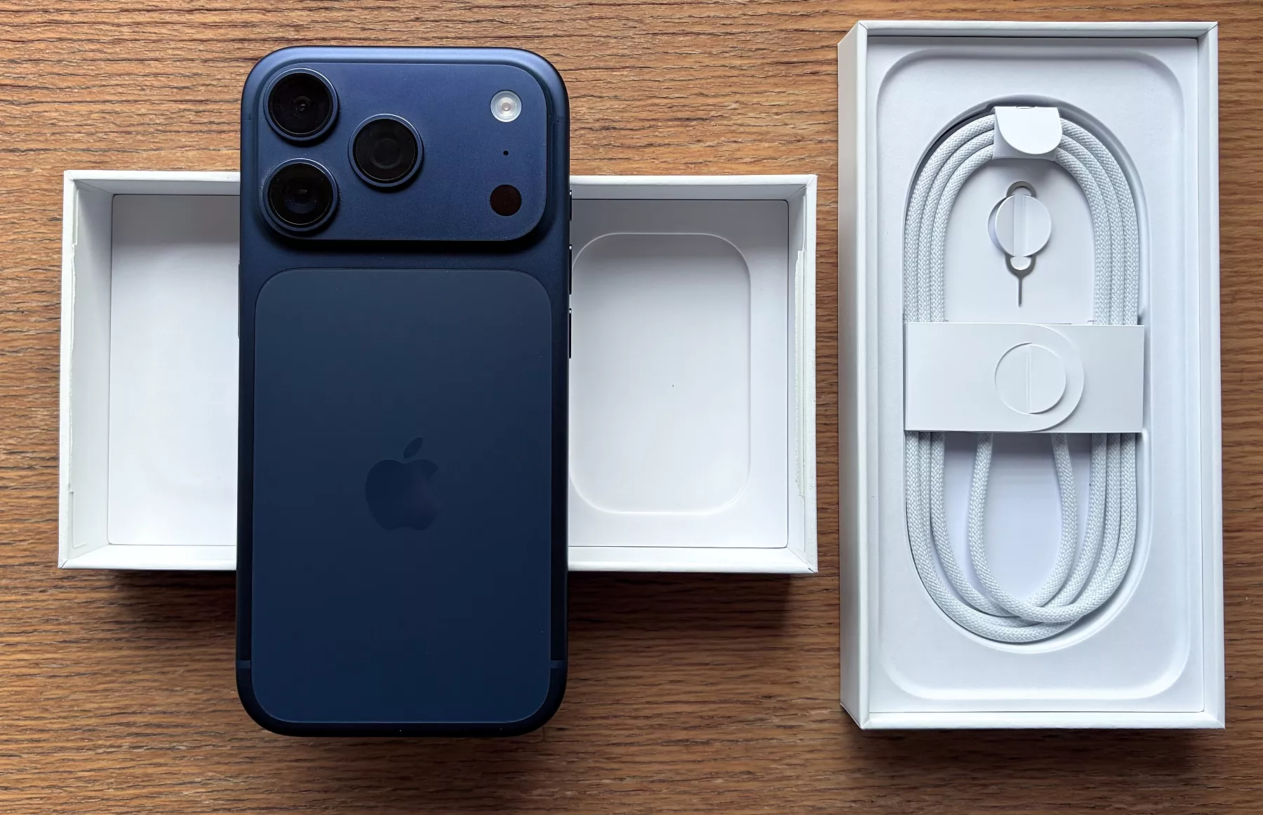 Apple Handys / Smartphones: iPhone 17 Pro – Gebraucht aus Belfaux von tmail 4