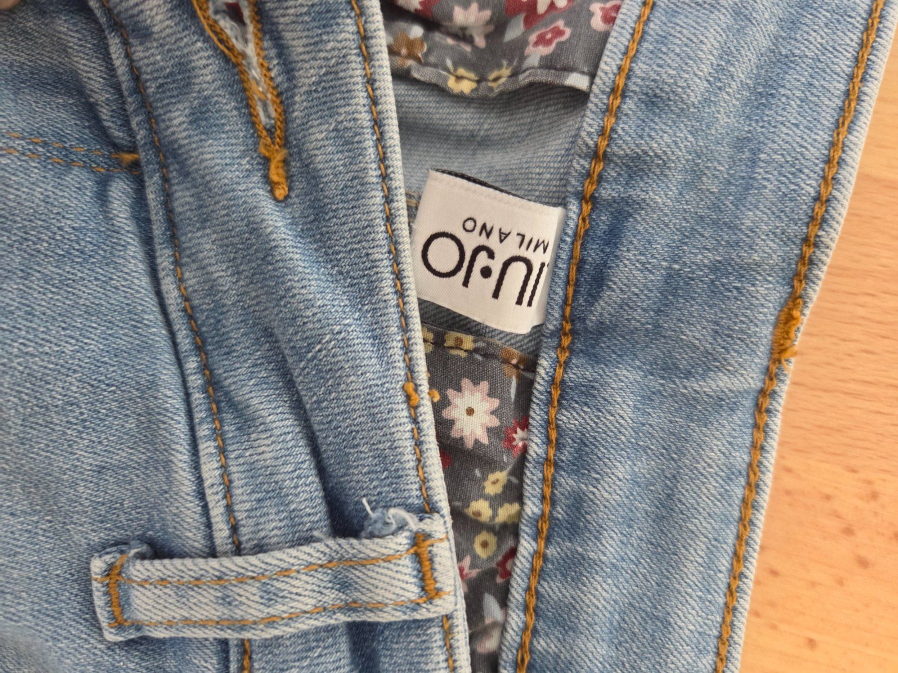 Liu Jo Jeans: Liu Jo Jeans 29 – Neuf avec emballage d'origine à Zug par Bibibo 2