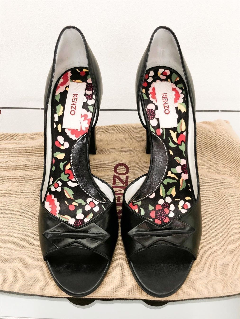 Kenzo Scarpe da donna: Kenzo Leder Floral Peeptoes Pumps – Usato da Hergiswil NW venduto da CrysZero 3