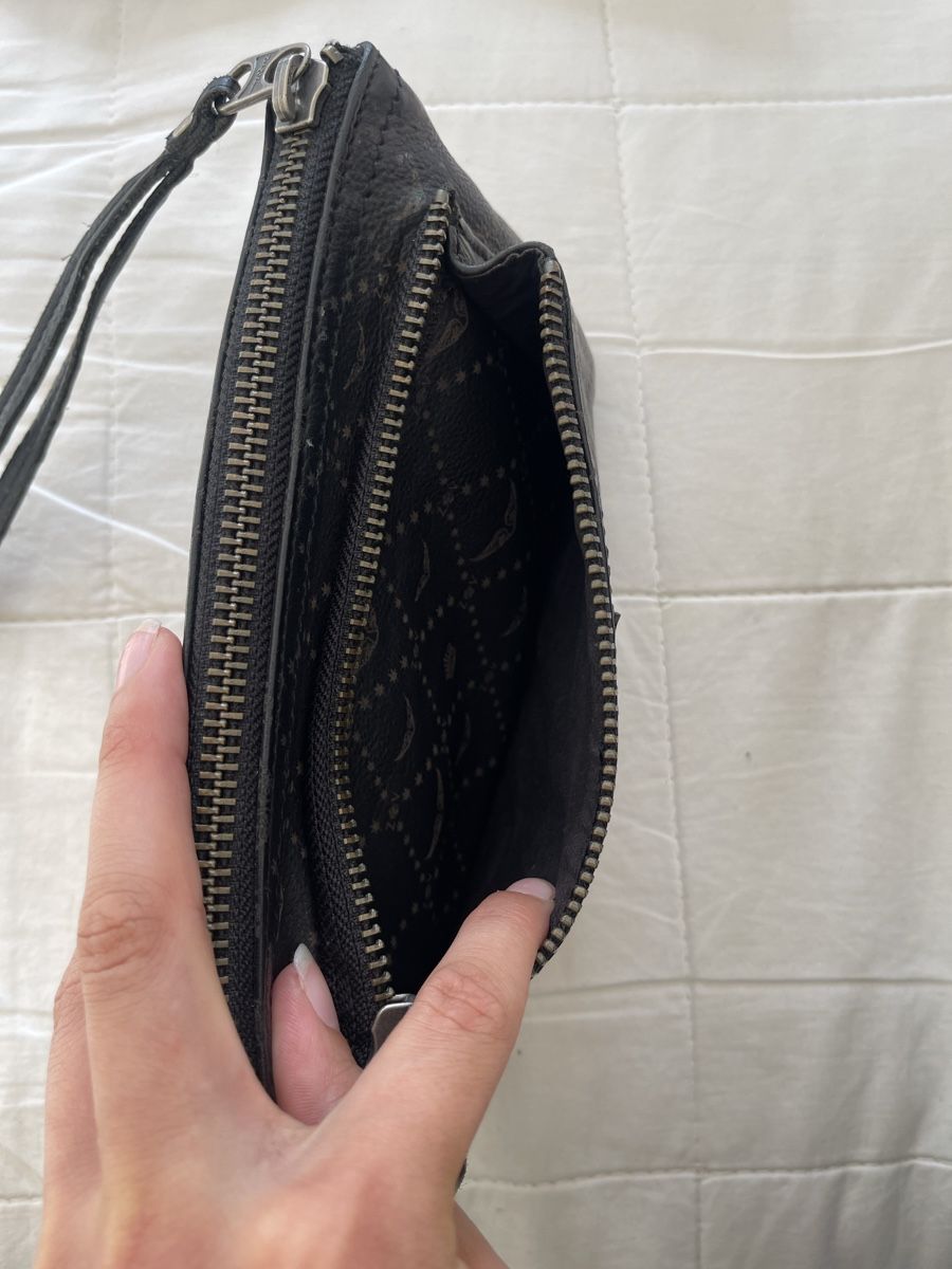 Zadig & Voltaire Taschen für Damen: Zadig & Voltaire Lederclutch – Gebraucht aus Lenzburg von CelinaS01 2