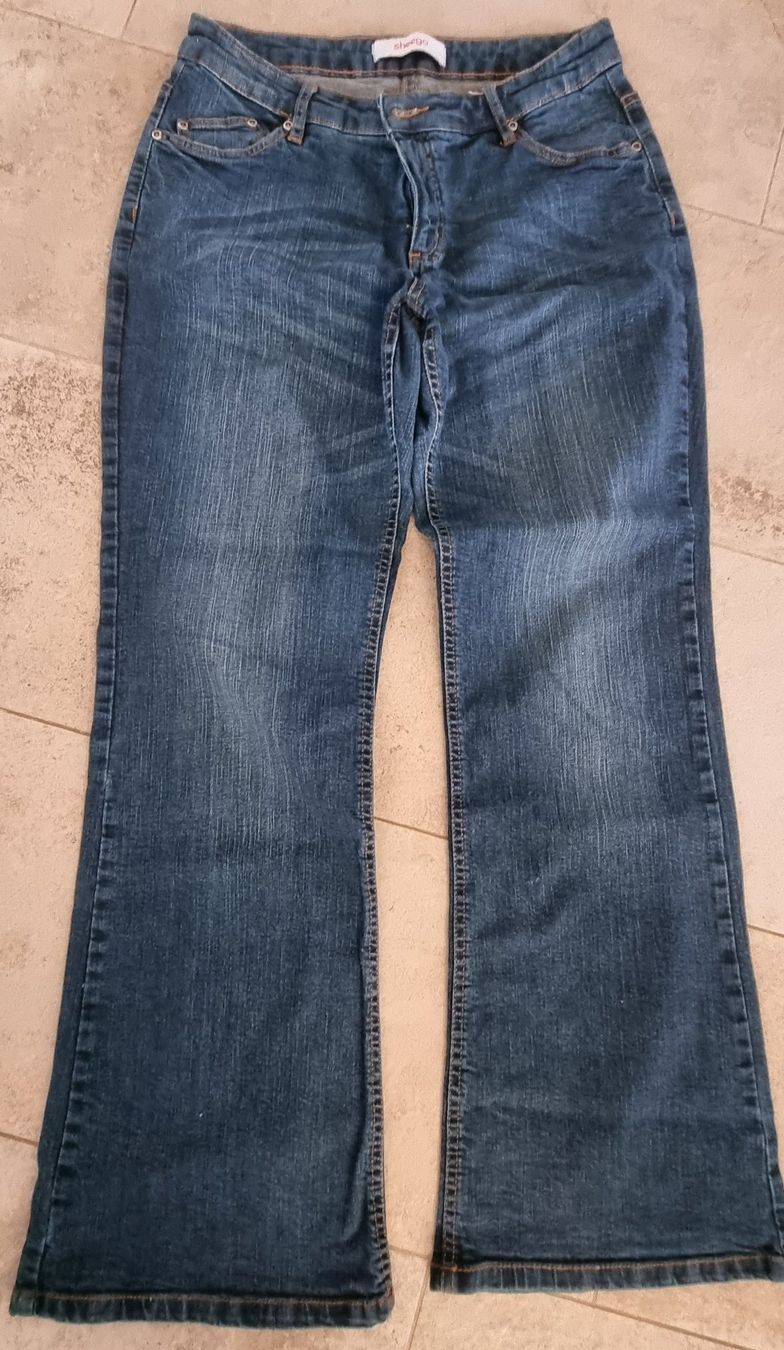 Jeans: 4xJeans gr.42 – Nuovo (secondo la descrizione) da Grossdietwil venduto da GNOM313 3