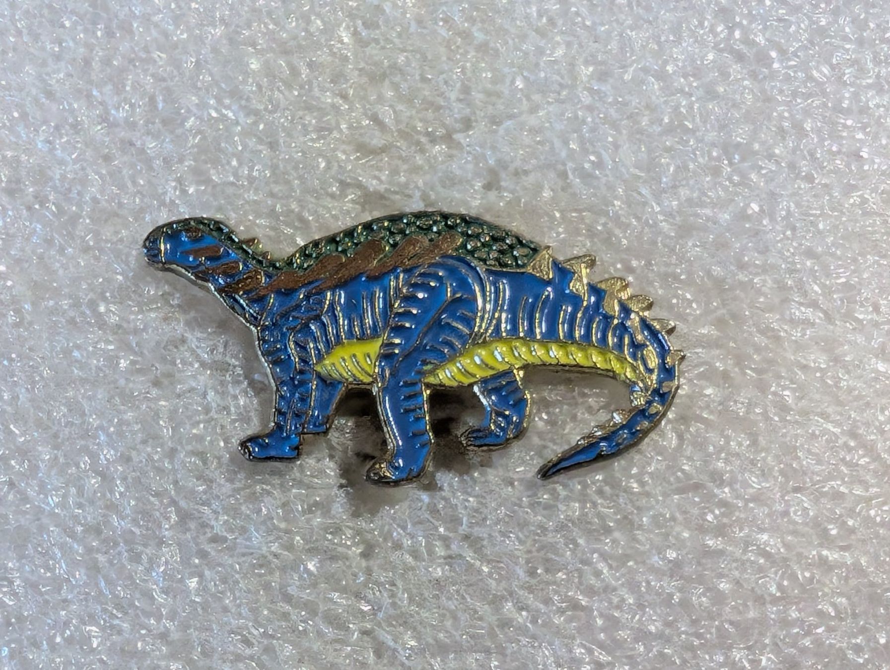 Placchette & Badge: Ansteckpin 187: Dinosaurier – Usato da Oppligen venduto da Pin-Fall-Shop