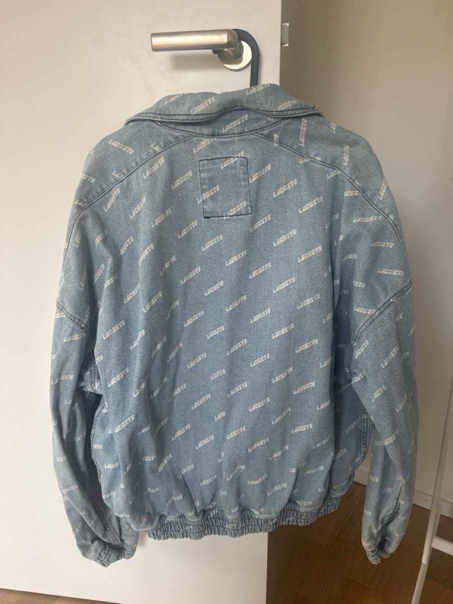 Lacoste Giacche: Enssemble Lacoste Live Jean printed – Usato da Wohlen b. Bern venduto da def_jzr6 1