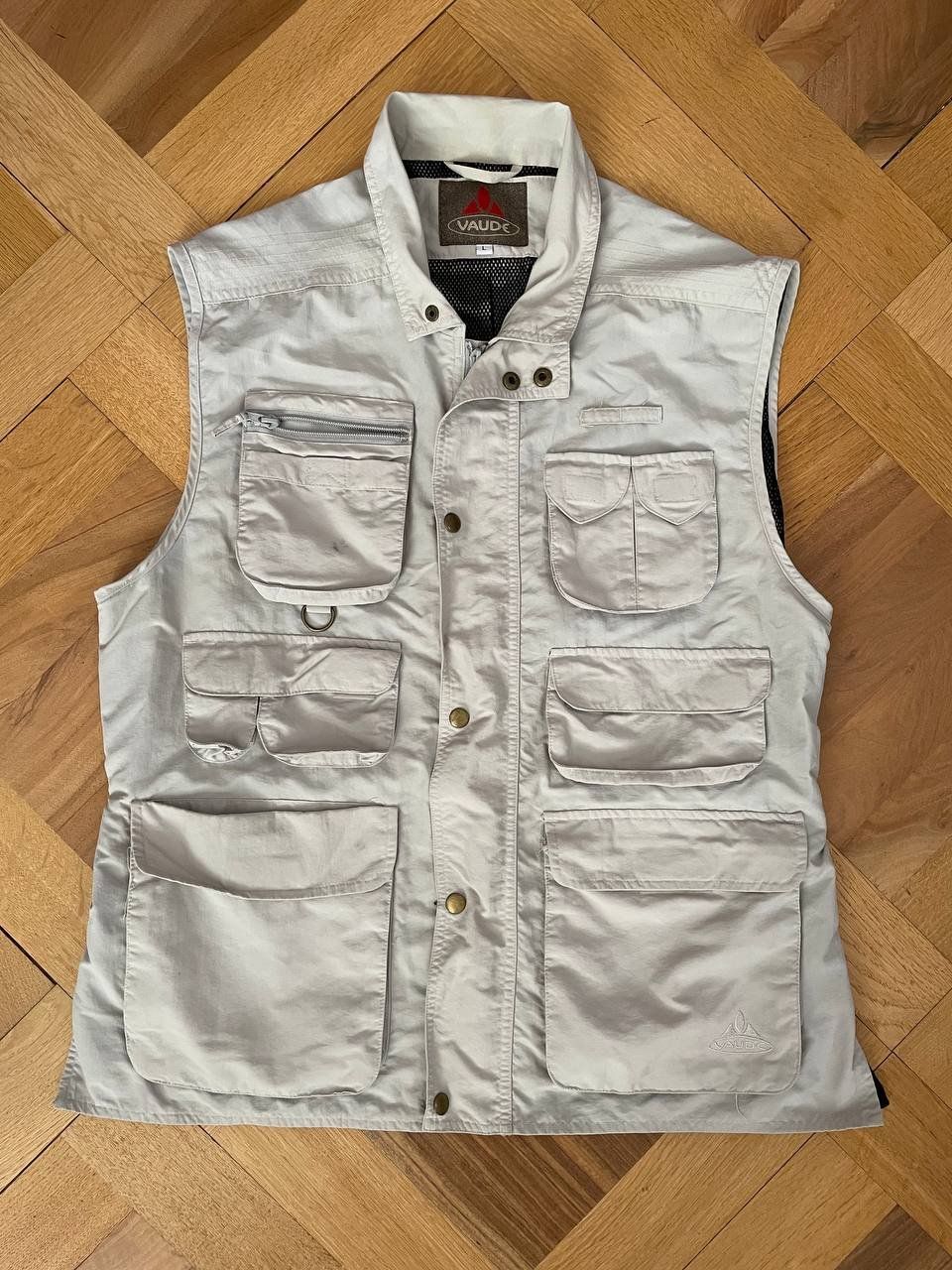 Gilets & Westen: Gilet Vaude beige multi-poches – Gebraucht aus Ecublens VD von cle_d8j8
