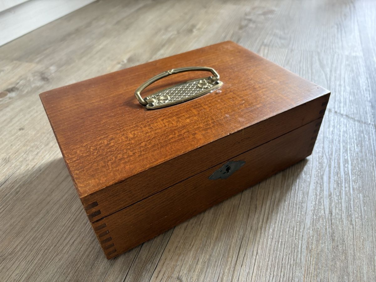 Barattoli: Boîte, coffret en bois - Holzschatulle – Usato da Zweisimmen venduto da Domii 3