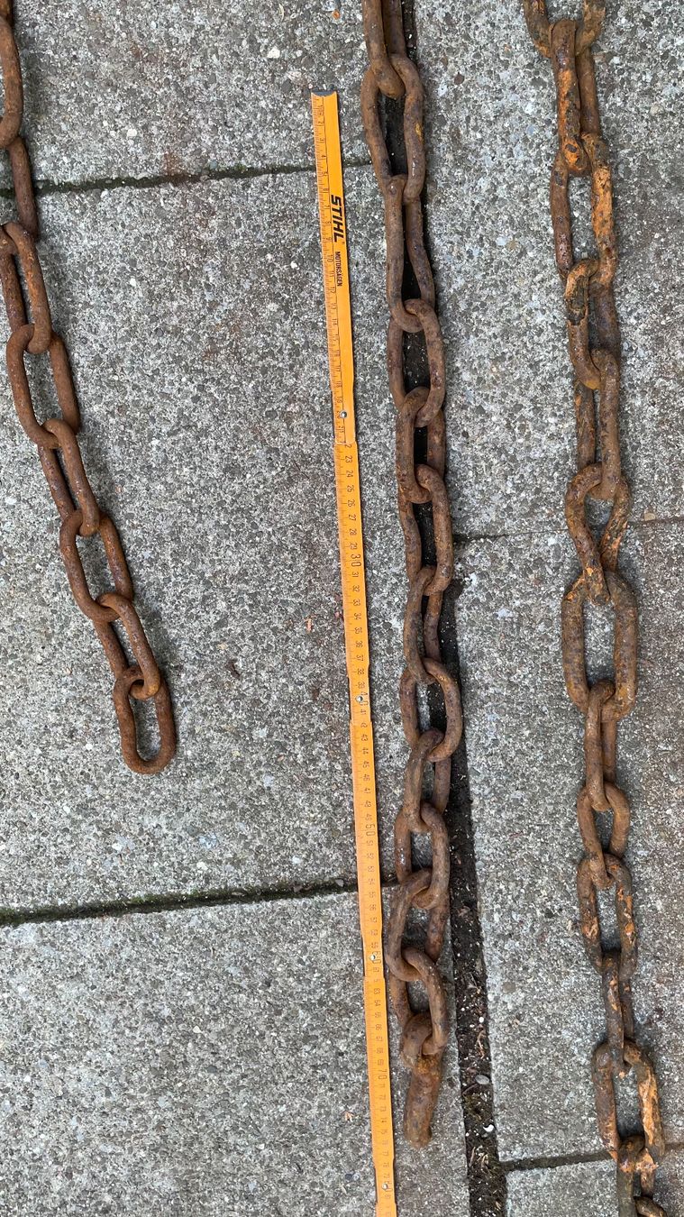 Alle Werkzeuge: Set Eisenketten – Gebraucht aus Bremgarten AG von Schussi 7