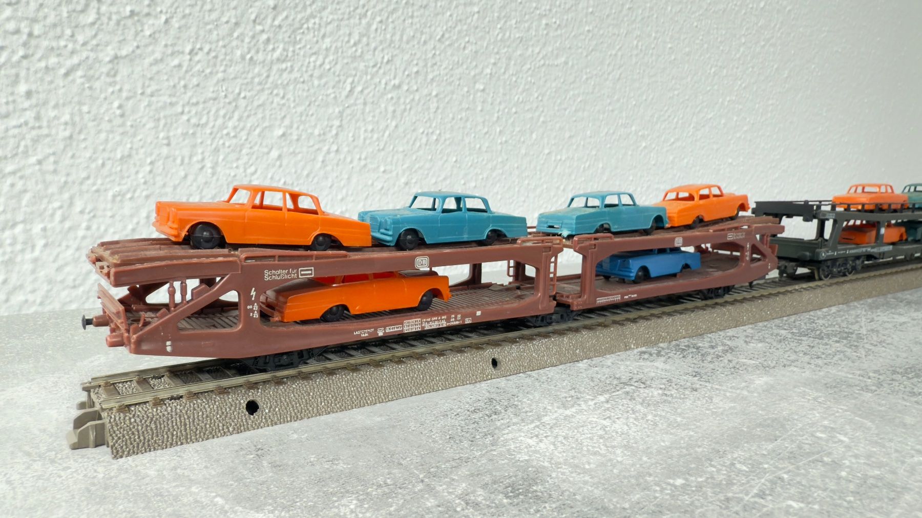 Modellini di ferrovie: Lima Autotransporter DB H0 / DC – Usato da Windlach venduto da Kelebra 3