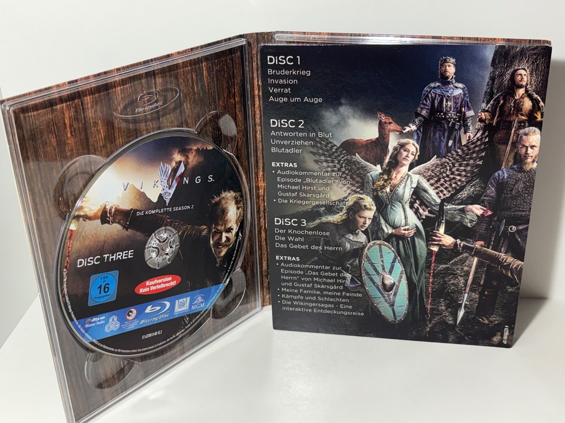 Tous les DVDs: Vikings Staffel 1&2 Blu Ray – D'occasion à Wilderswil par Sstriker 7