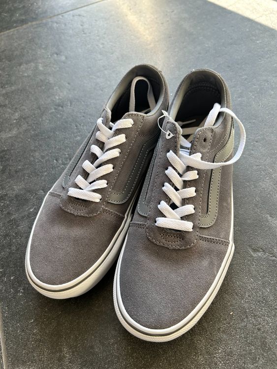 Vans Scarpe da uomo: Neu_VANS_NEU_OLD SKOOL UNISEX - Trainers - grey_Gr.38.5 – Nuovo (secondo la descrizione) da Malleray venduto da ste_rx2t