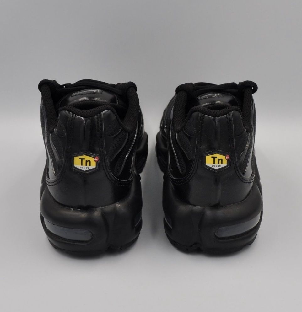 Nike Scarpe da uomo: Nike Air Max Plus TN - 44 - neu – Nuovo e nell'imballaggio originale da Zürich venduto da Rollladen 1