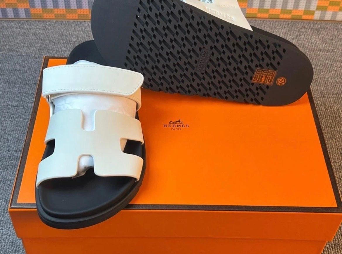 Hermès Damenschuhe: Sandale Chypre Hermes White/Black – Neu und originalverpackt aus Courrendlin von Lw_Resell 5