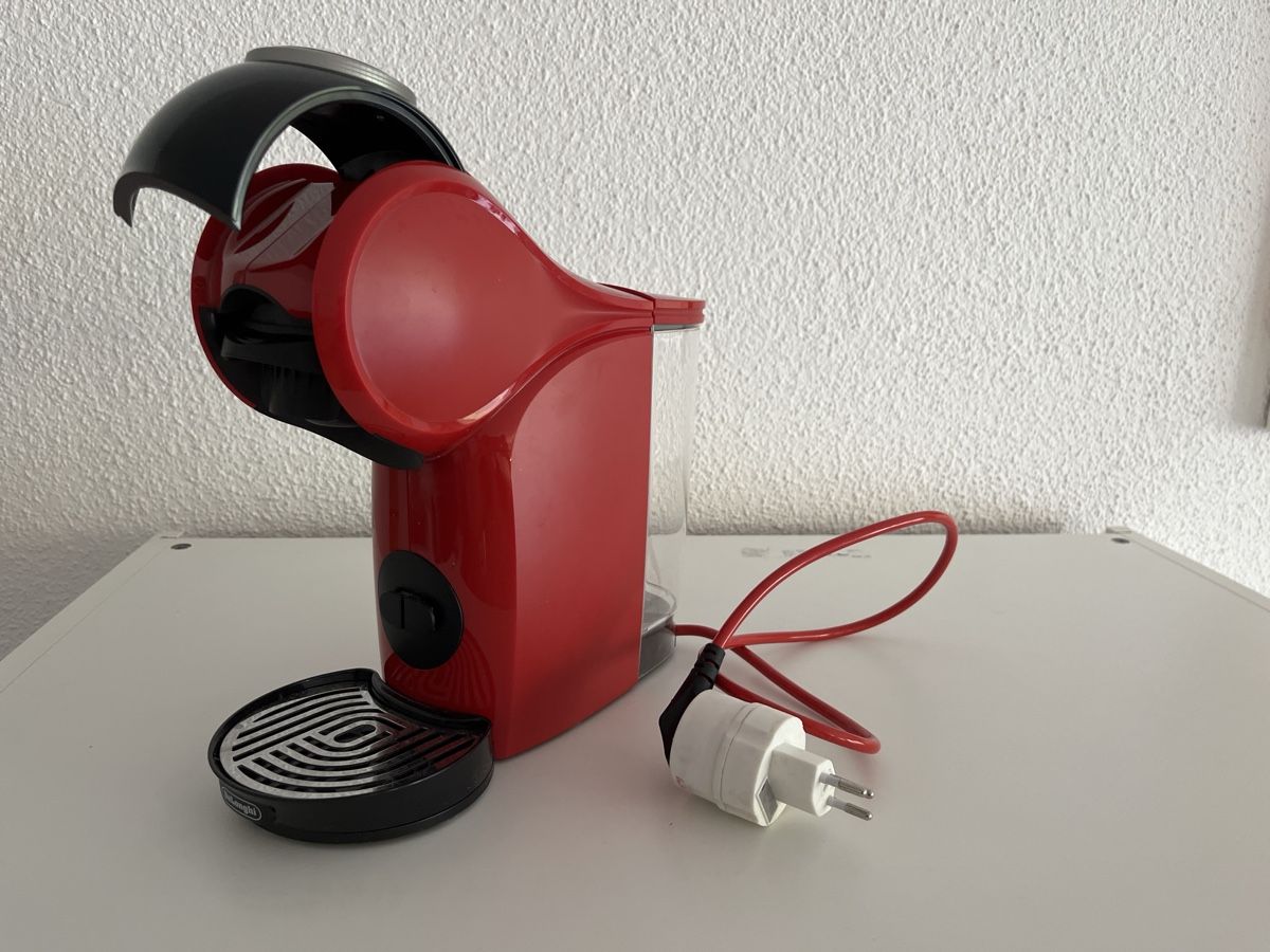 Kaffeemaschinen & Espressomaschinen: Kaffeemaschine rot Dolce Gusto  – Gebraucht aus Uster von Kannabie 1
