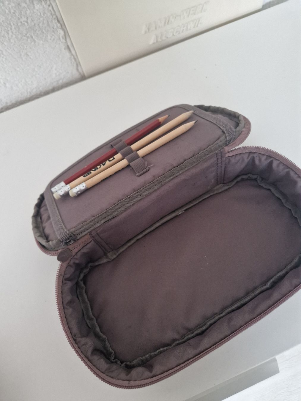 Dakine Astucci : Dakine Federtasche Etui  – Usato da Wengi b. Büren venduto da J.ae05 2