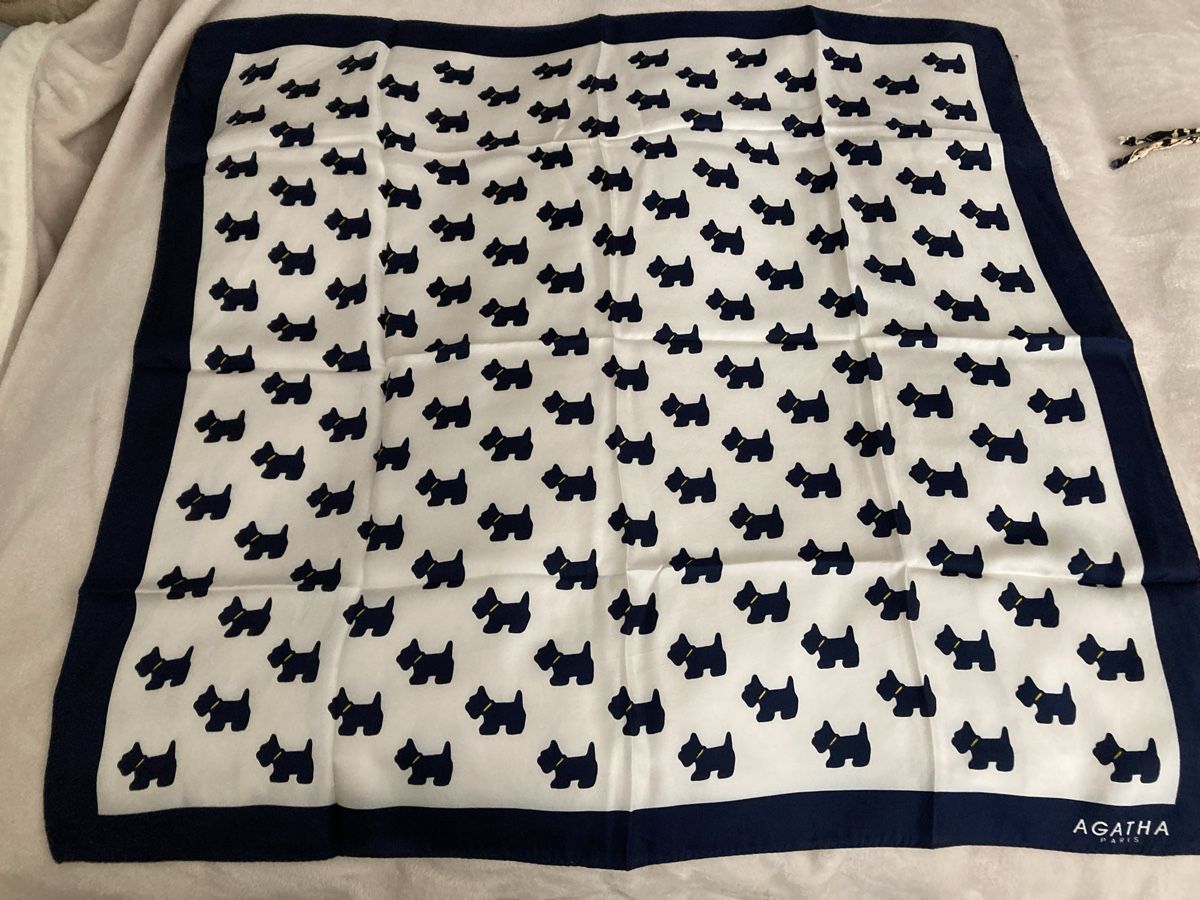 Foulard & Sciarpe: Foulard Westie von Agatha Seide – Usato da Widen venduto da nigella90