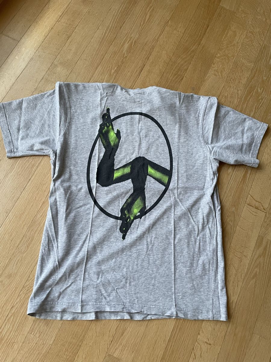 T-Shirts: PERKS & MINI PAM TEE VINTAGE GOOD CONDITION SIZE LARGE  – Gebraucht aus Basel von aharon.no1