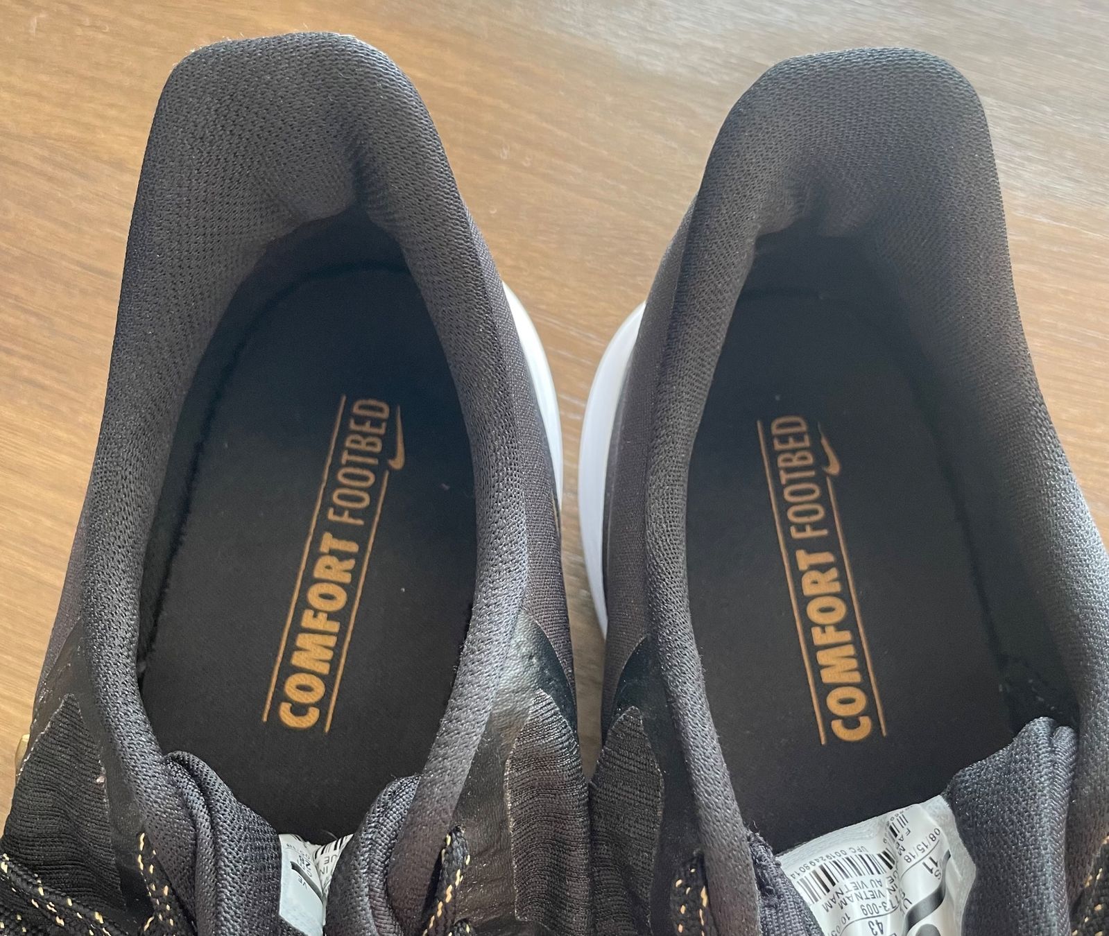 Nike Scarpe da donna: Nike training shoes – Usato da Olten venduto da B3ren 4