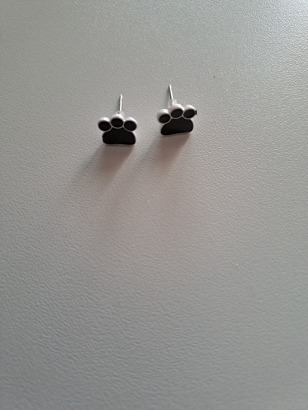 Boucles d'oreille: Ohrstecker Pfoten – D'occasion à Richterswil par summa11 1