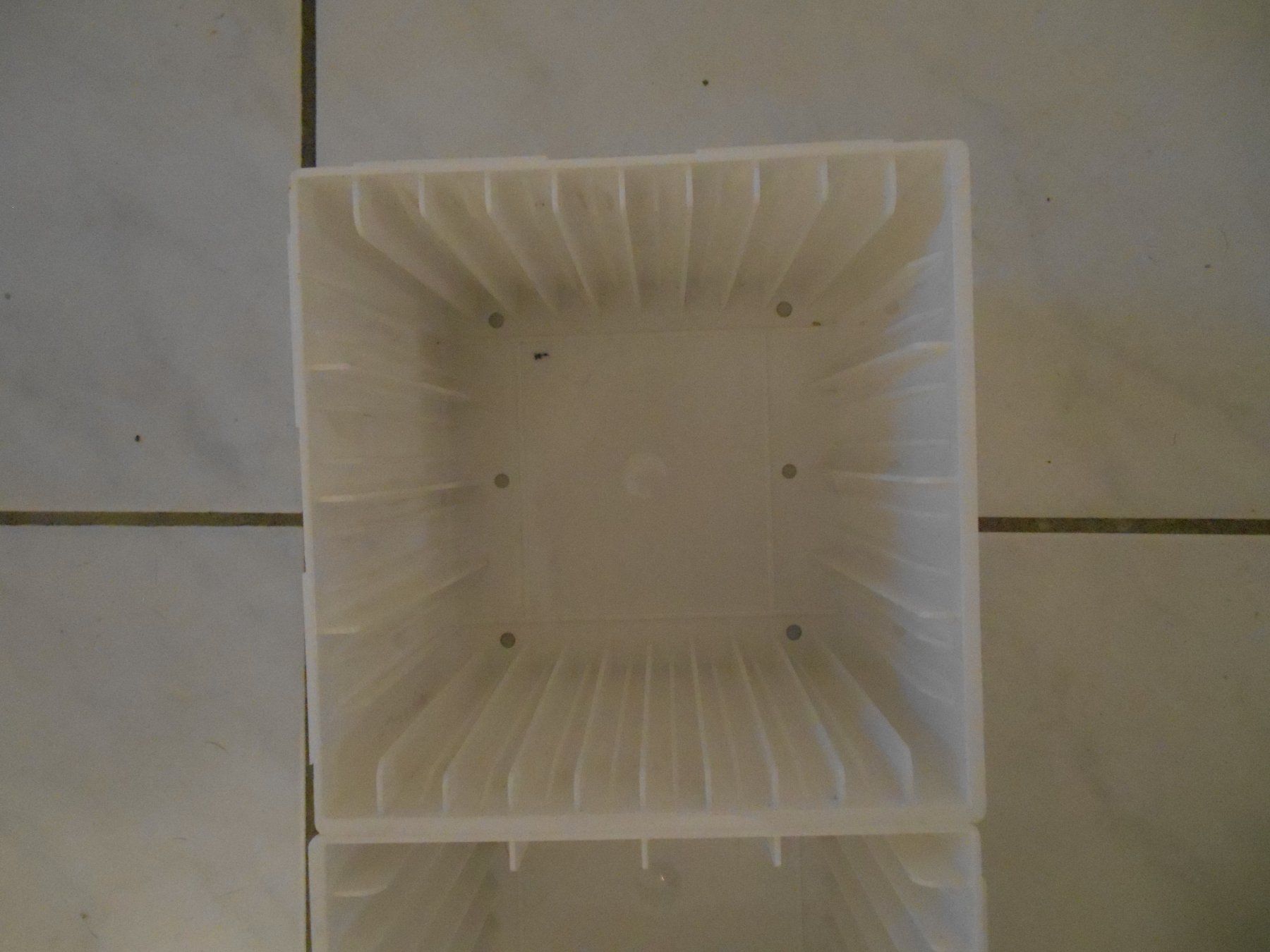 Racks & Ständer: CD-Ständer – Gebraucht aus Nussbaumen AG von Sumopi 1