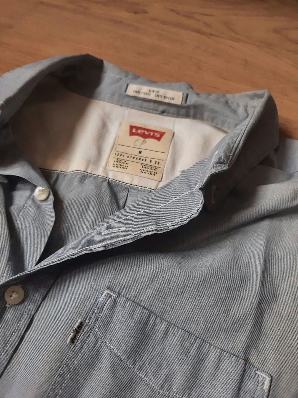 Levi's Hemden: Chemise Levi's – Gebraucht aus Neuchâtel von col_6rbm 3