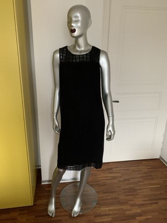 AKRIS: Neues, exklusives schwarzes Sommerkleid
