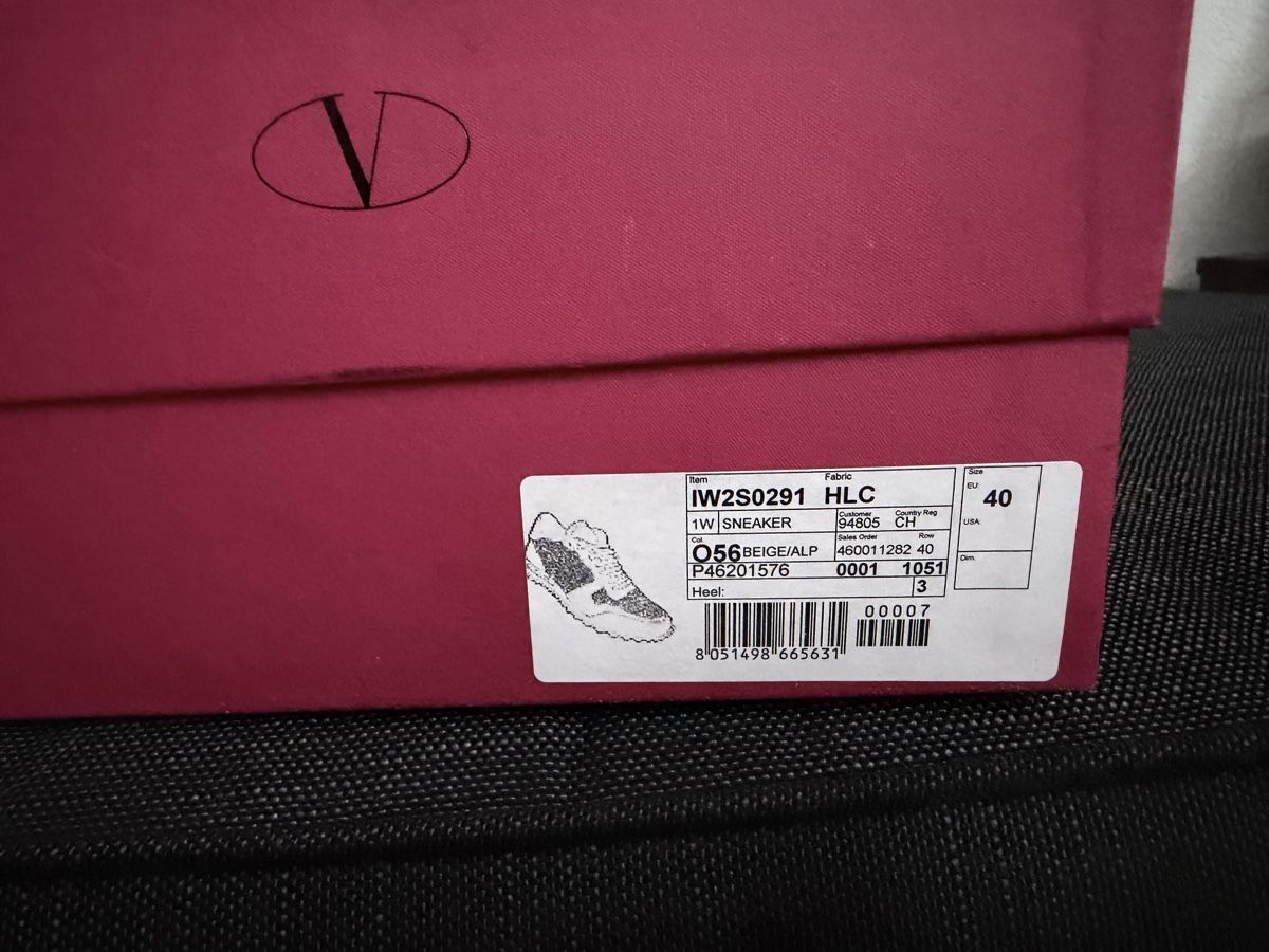Valentino Scarpe da uomo: Valentino Garavani Baskets Rockrunner Dentelle Taille 40 – Nuovo (secondo la descrizione) da Courgevaux venduto da auxtrouvailles 4