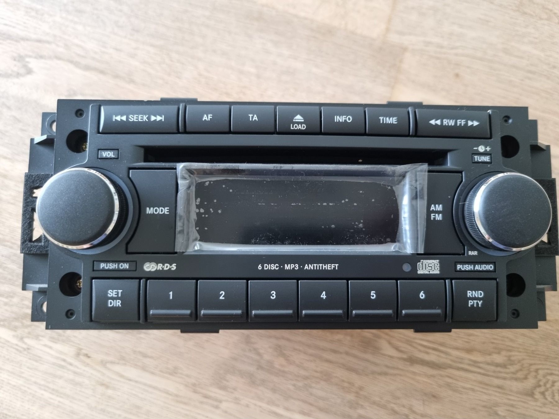 Radio: Autoradio Chrysler ... – Usato da Thun venduto da Topmat