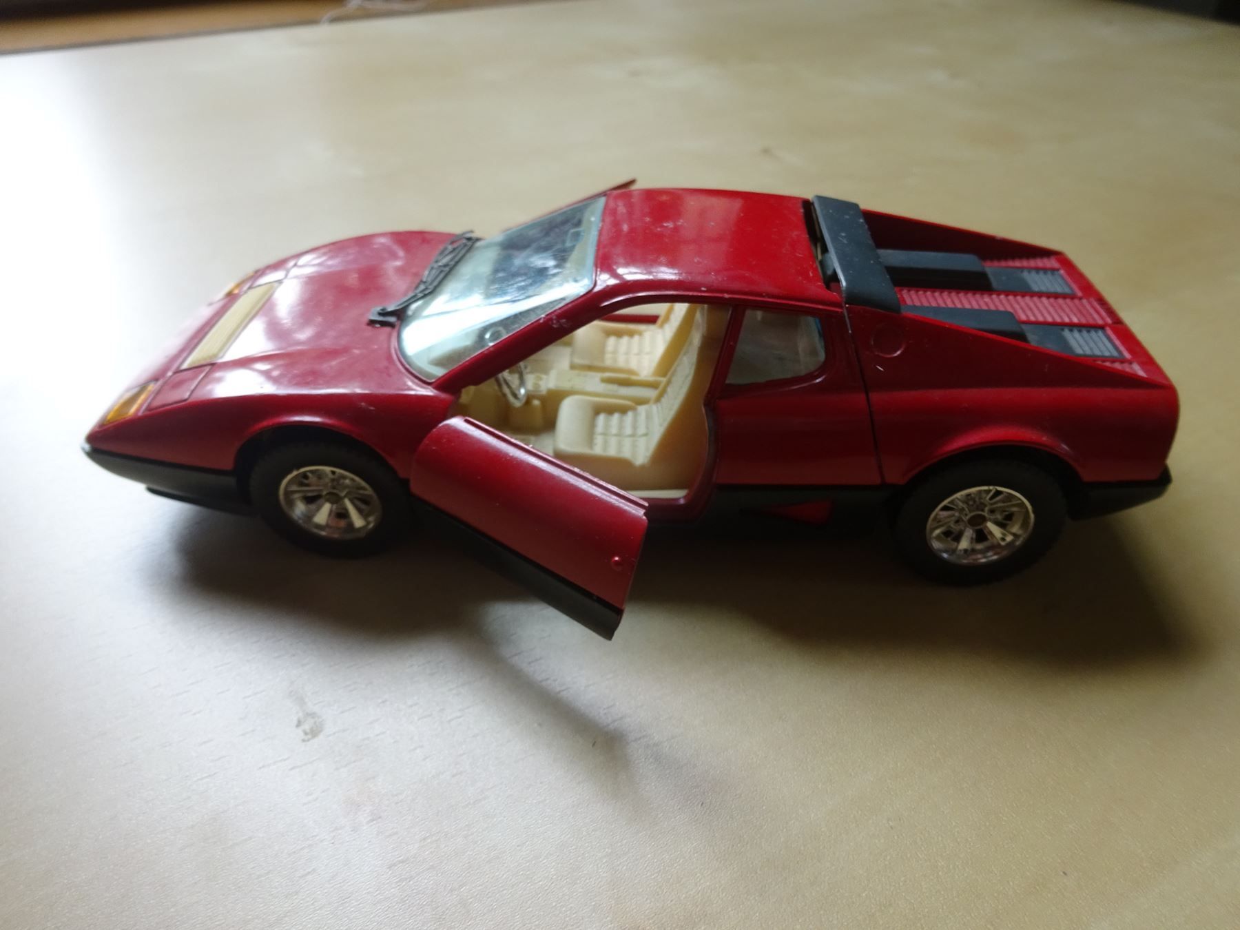 Giocattoli: Ferrari 512 Scala rot – Usato da Bern venduto da Philipp8578 1