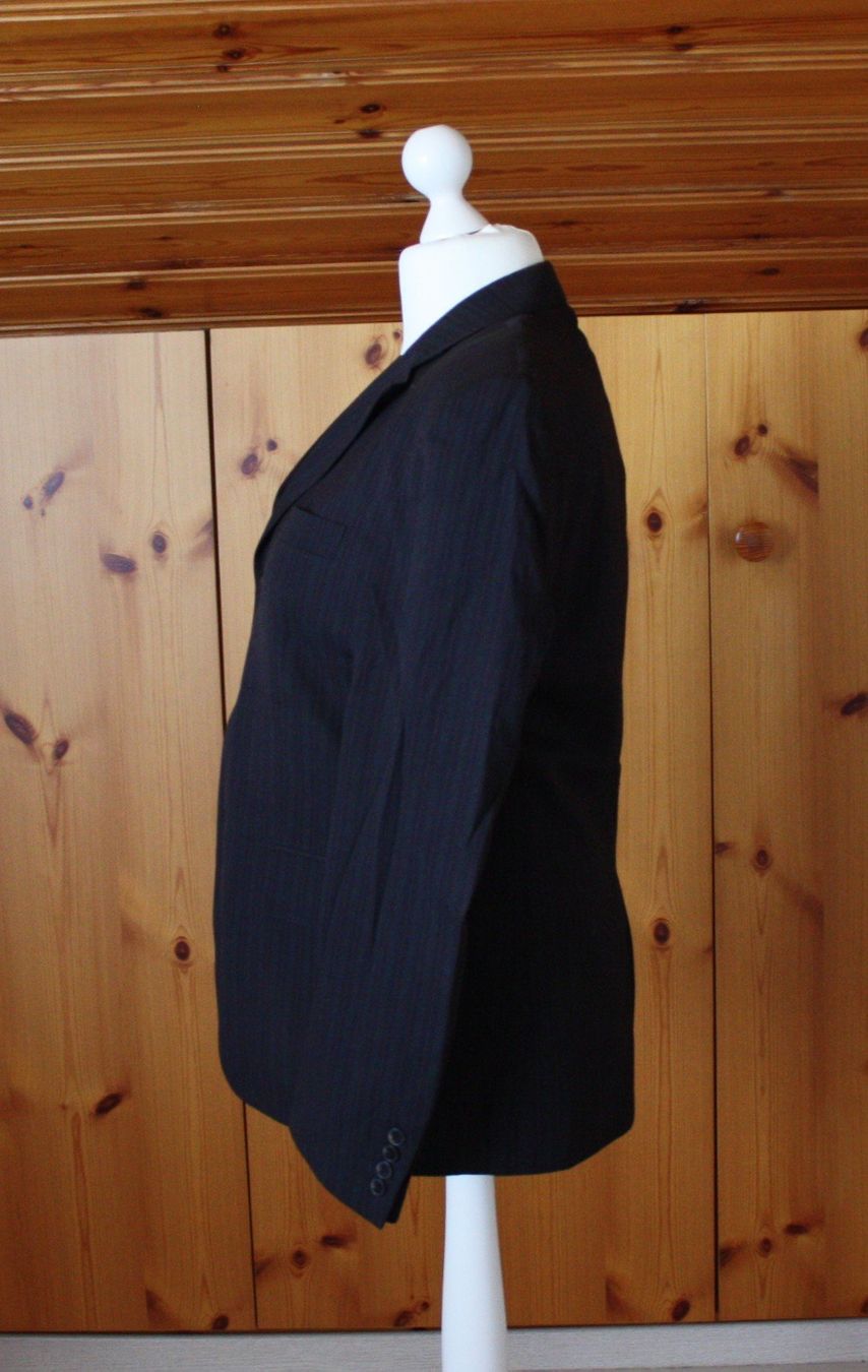 Giacche: Veston Blazer Sakko SASHI anthrazit Gr. 54 – Usato da Flüelen venduto da Diversicum-Textil 1