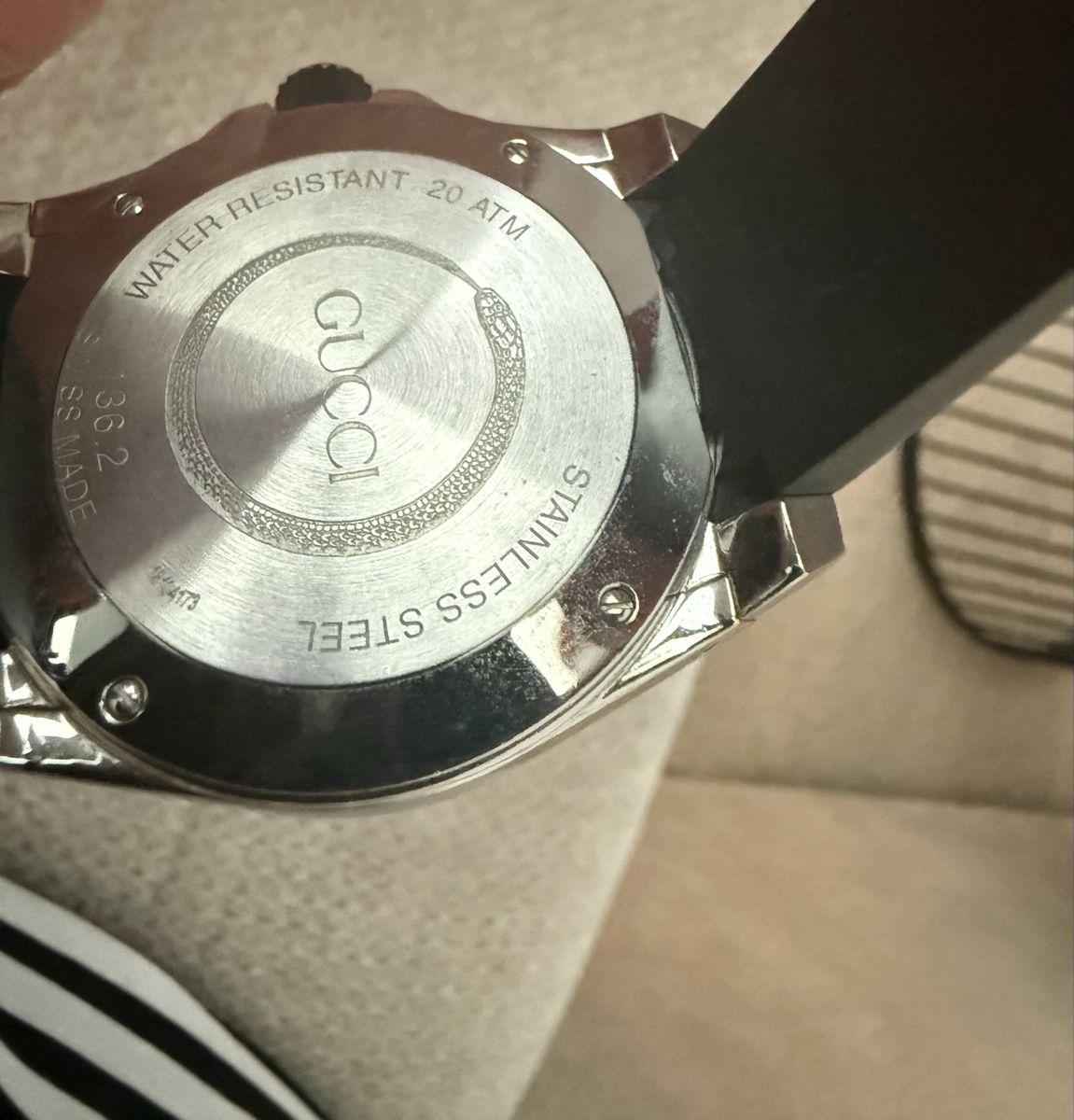 Gucci Orologi: Gucci Dive XL Snake – Nuovo (secondo la descrizione) da Holderbank AG venduto da dar_kx2h 3