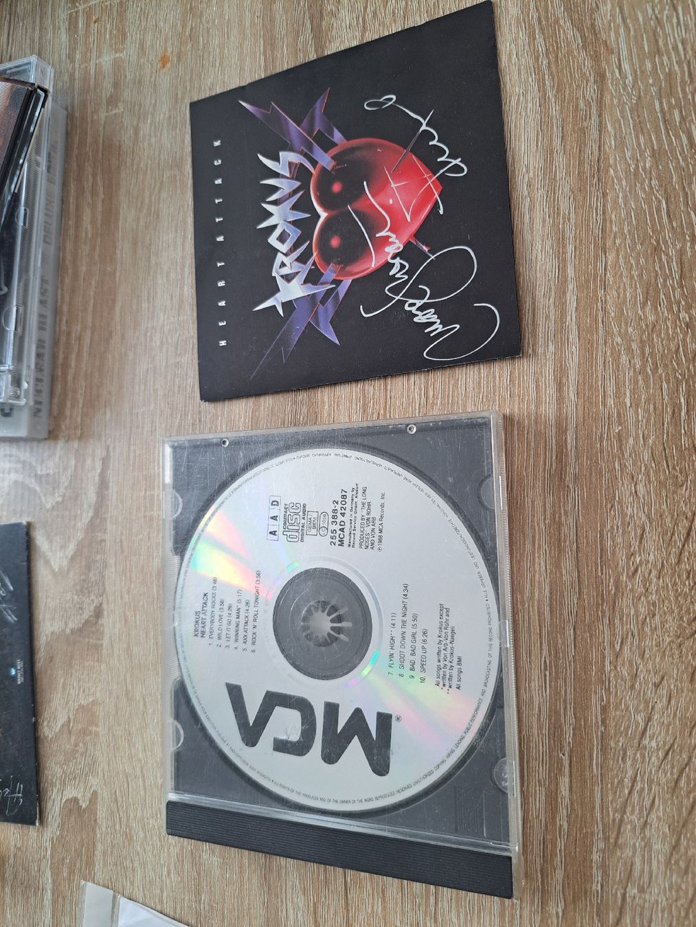 CD: CD Krokus - Heart Attack - 1988 Signé – Usato da Sierre venduto da ronhextall