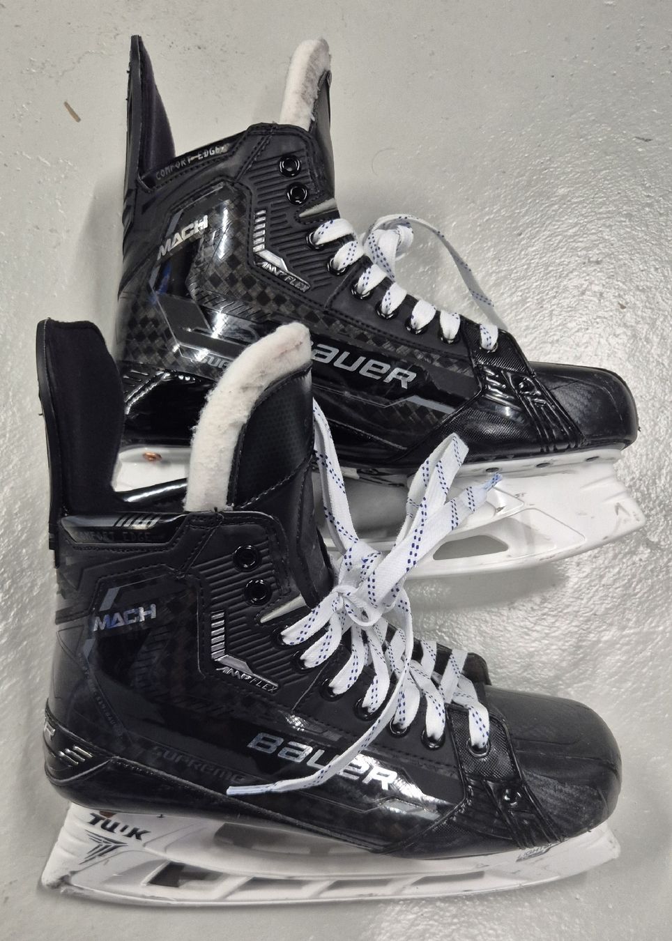 Bauer Patins à glace: Schlittschuhe Johan Sundström – D'occasion à Bünzen par Wisel45 1