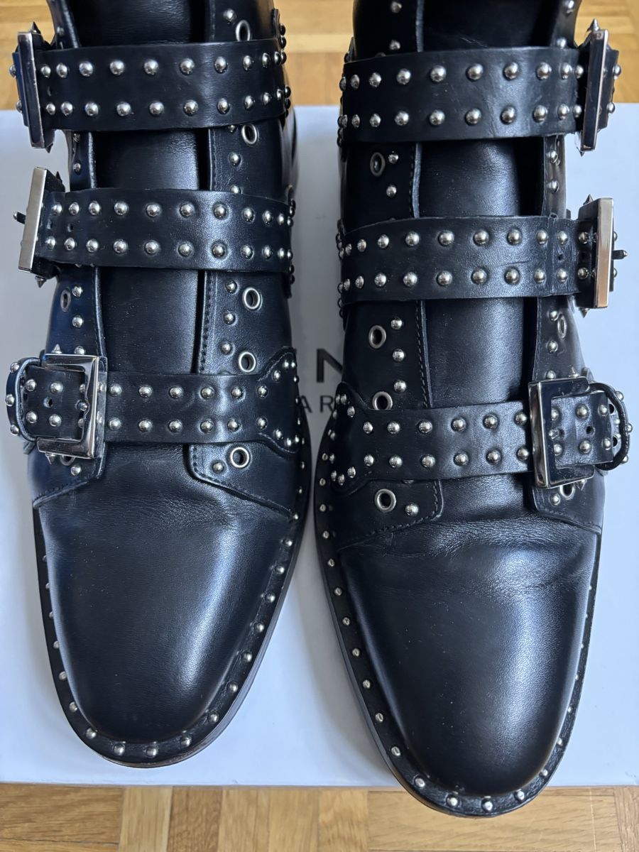 Givenchy Chaussures femmes: Givenchy boot 41 – D'occasion à Ostermundigen par Delphine74 2