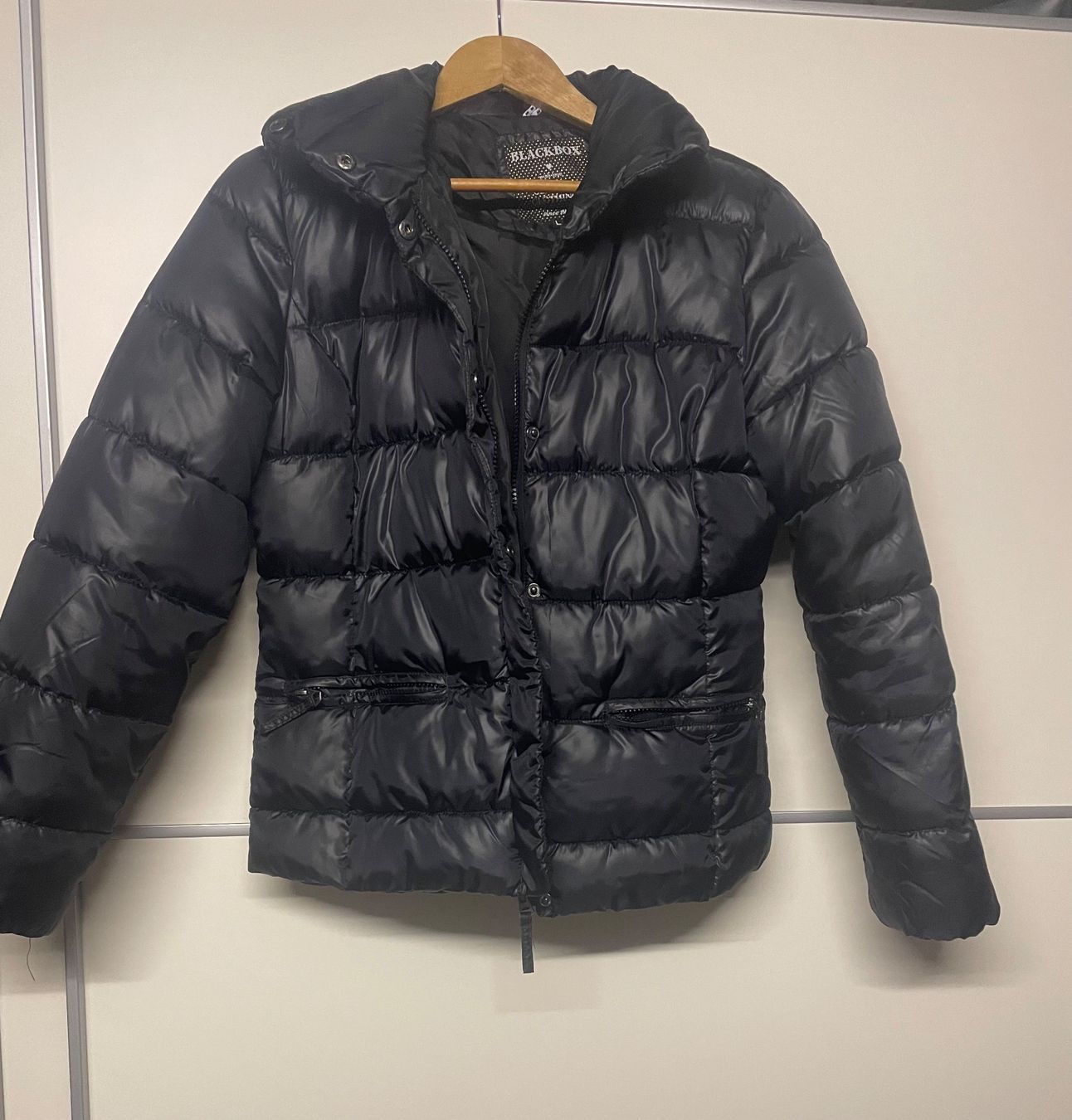 Giacche: Winterjacke Black Box – Usato da Kloten venduto da des_xv52