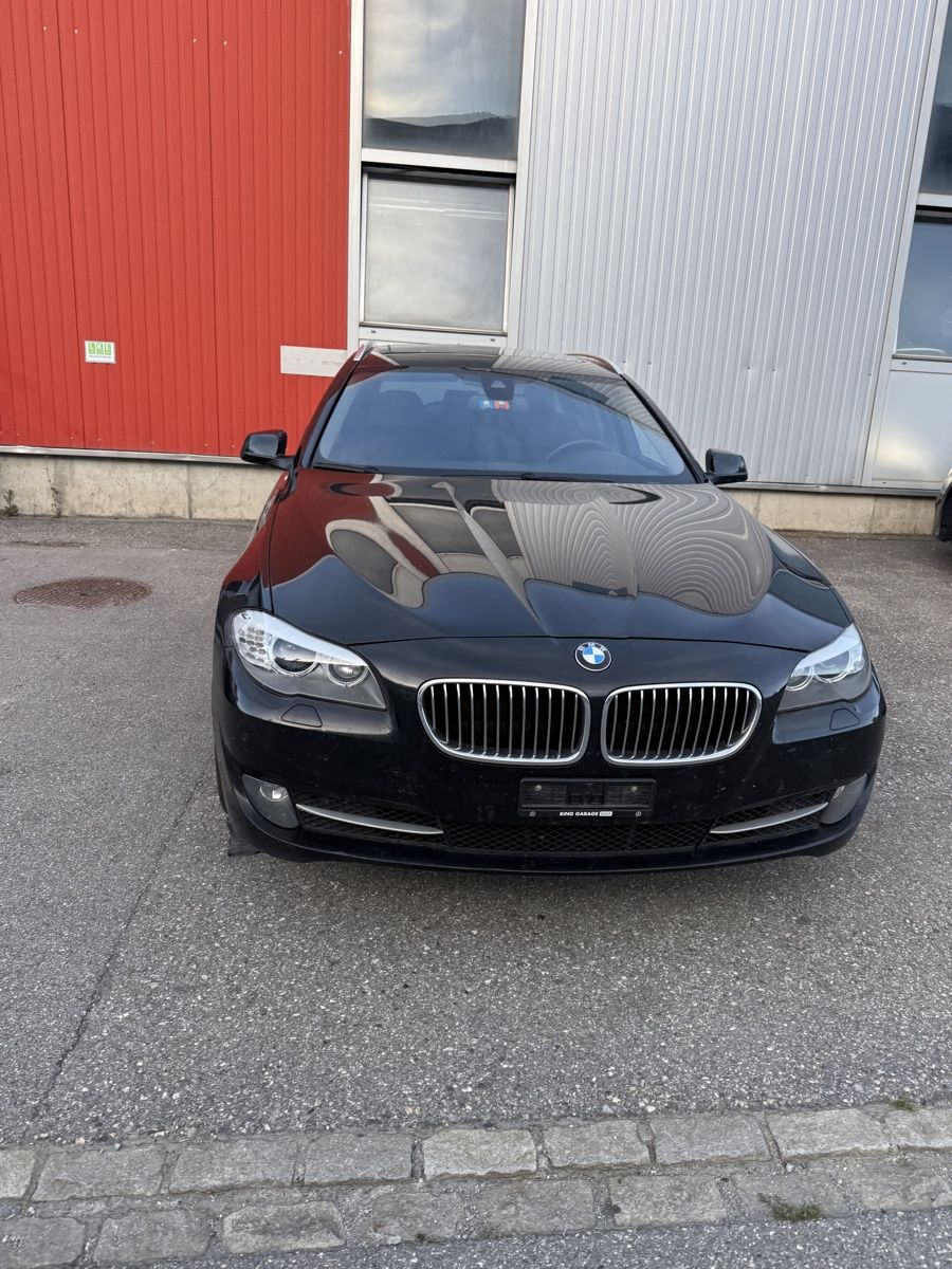 BMW Autos: BMW 525D – Défectueux à Domat/Ems par Opmofe 1