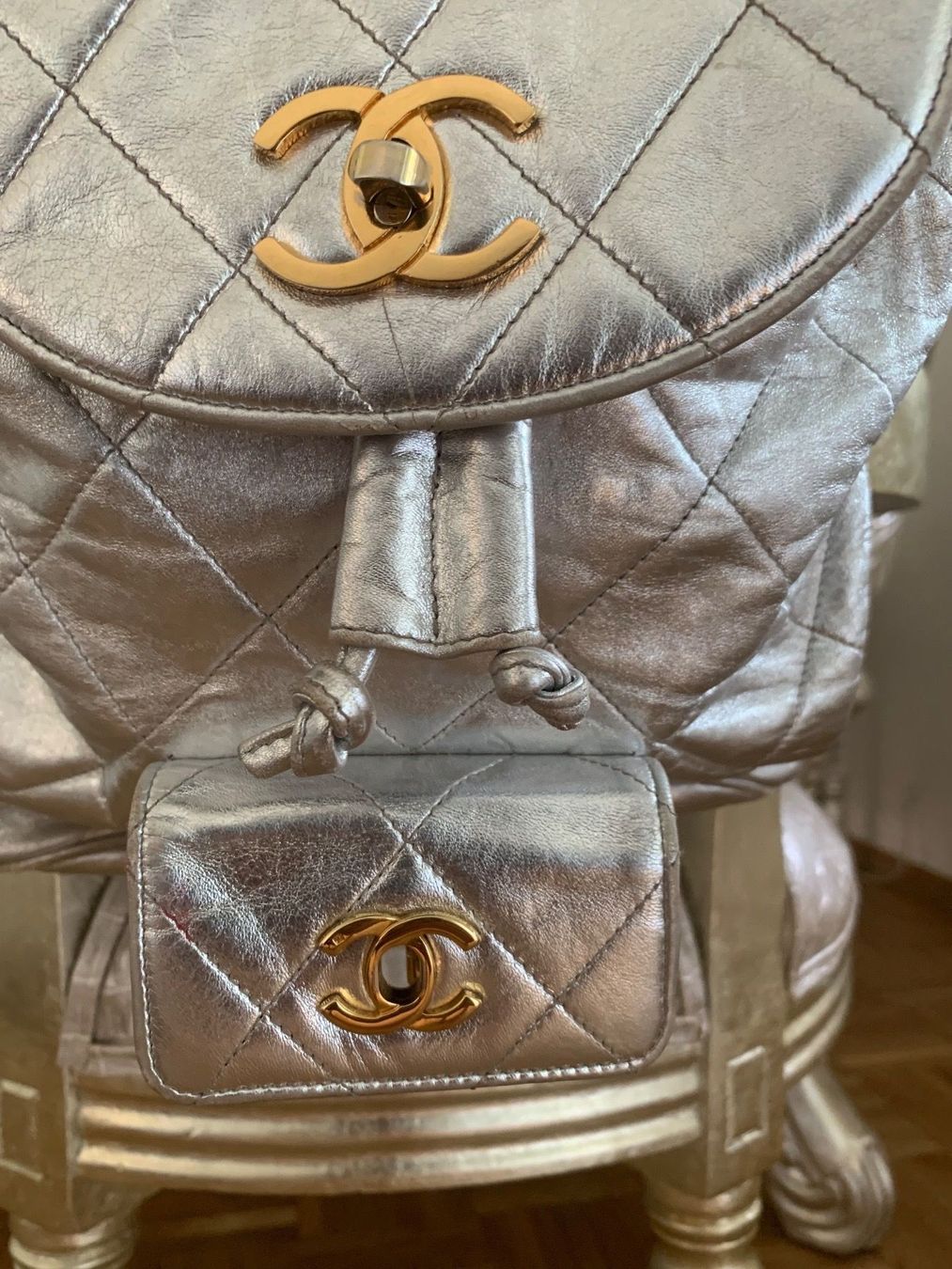 Chanel Borse da donna: Chanel Duma Rucksack Vintage 1992 Silber – Usato da Chur venduto da GIANSILVES76