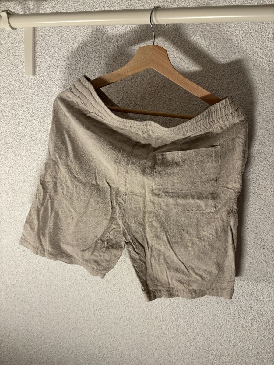 Pantaloni: Shorts Zara – Usato da Meilen venduto da rr0 1