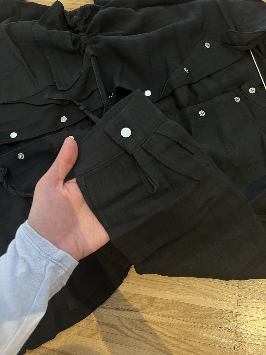 Tuniche: Black tunic – Usato da Adliswil venduto da Marjin 3