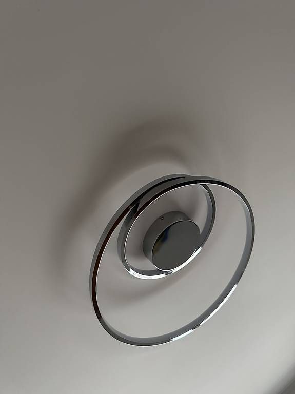 Lustres & lampes de plafonds: LED-Deckenleuchten mit Ringdesign – D'occasion à Oberbüren par dijbdn 4