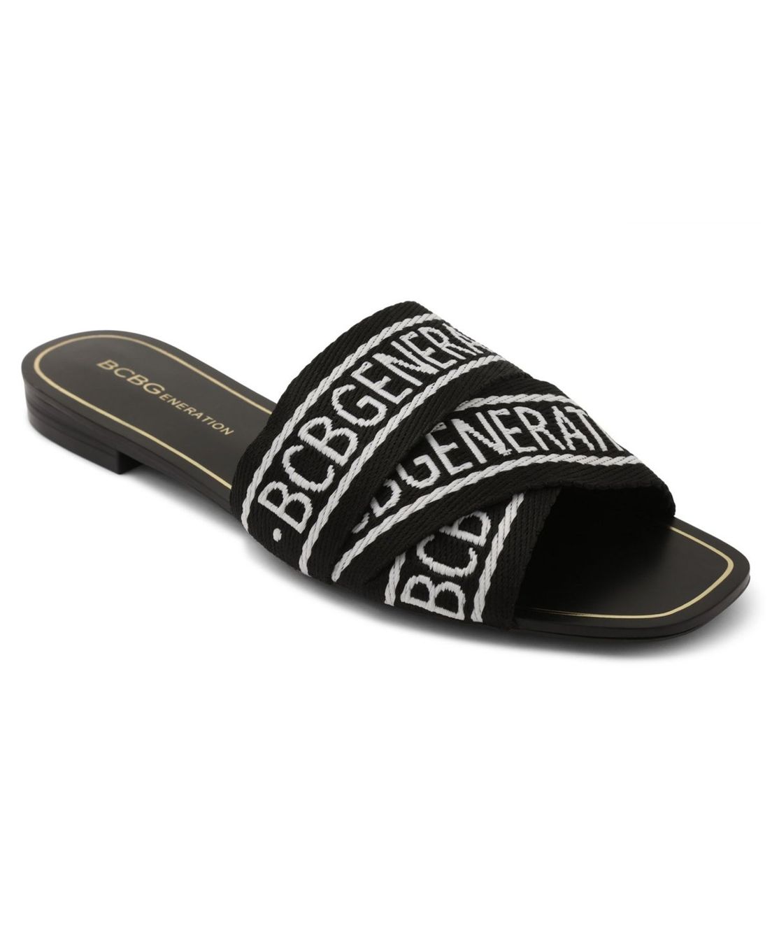 Chaussures femmes: BCBGeneration flat summer sandals (38) – D'occasion à Genève par lailas_things